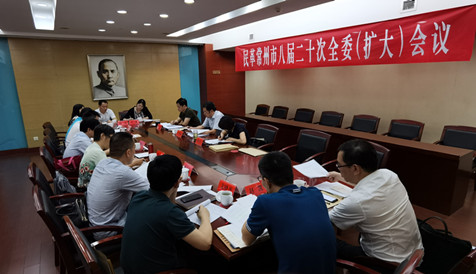 ffe2758d6a8fd5cce3c5bc4418db4afc.jpg