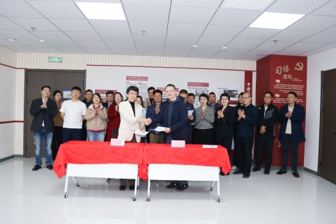 ec7fcc9e9dfc83b3e20d188293c1e468.jpg ec7fcc9e9dfc83b3e20d188293c1e468.jpg