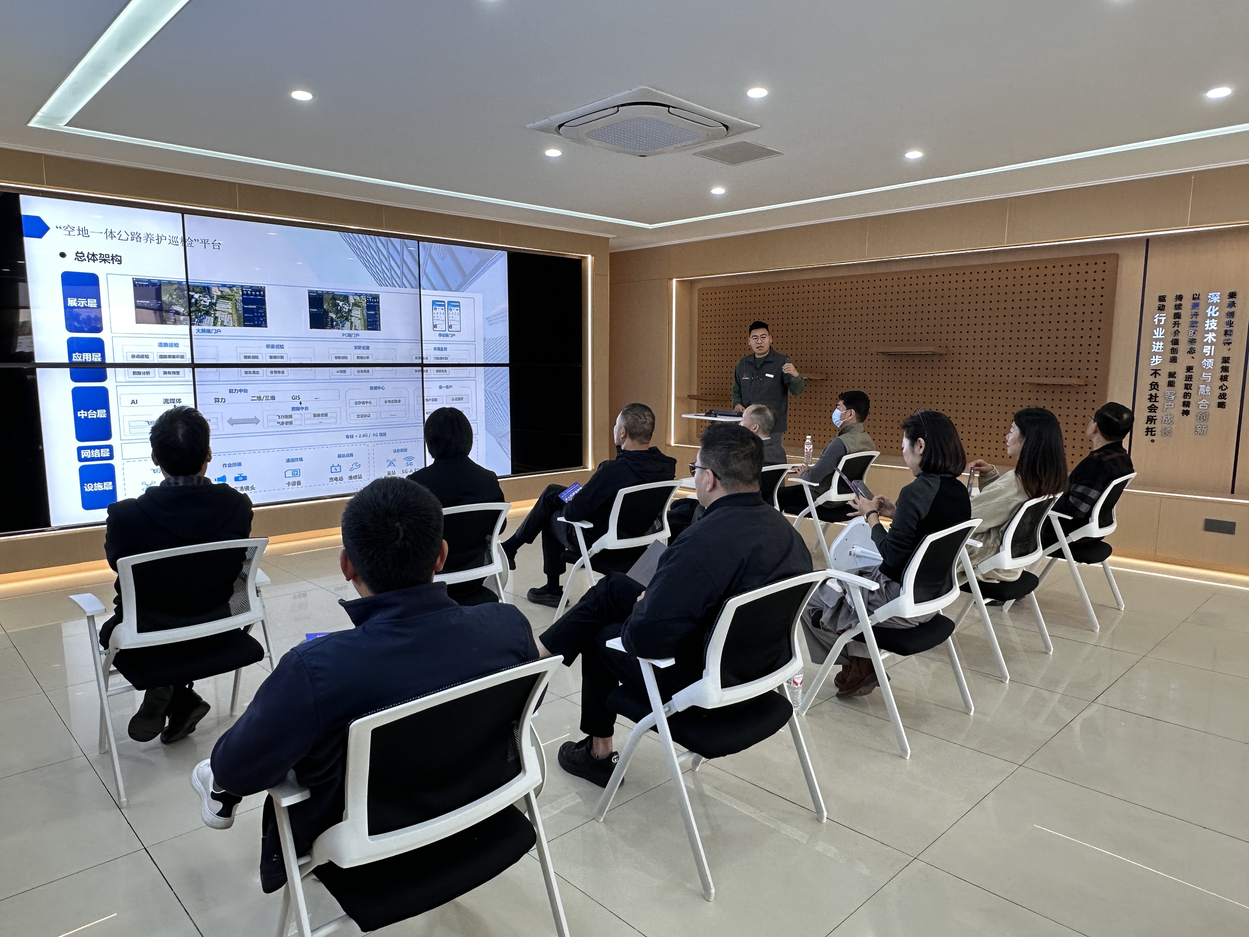 965b630731c96475427fe596aafba53d.jpg 965b630731c96475427fe596aafba53d.jpg