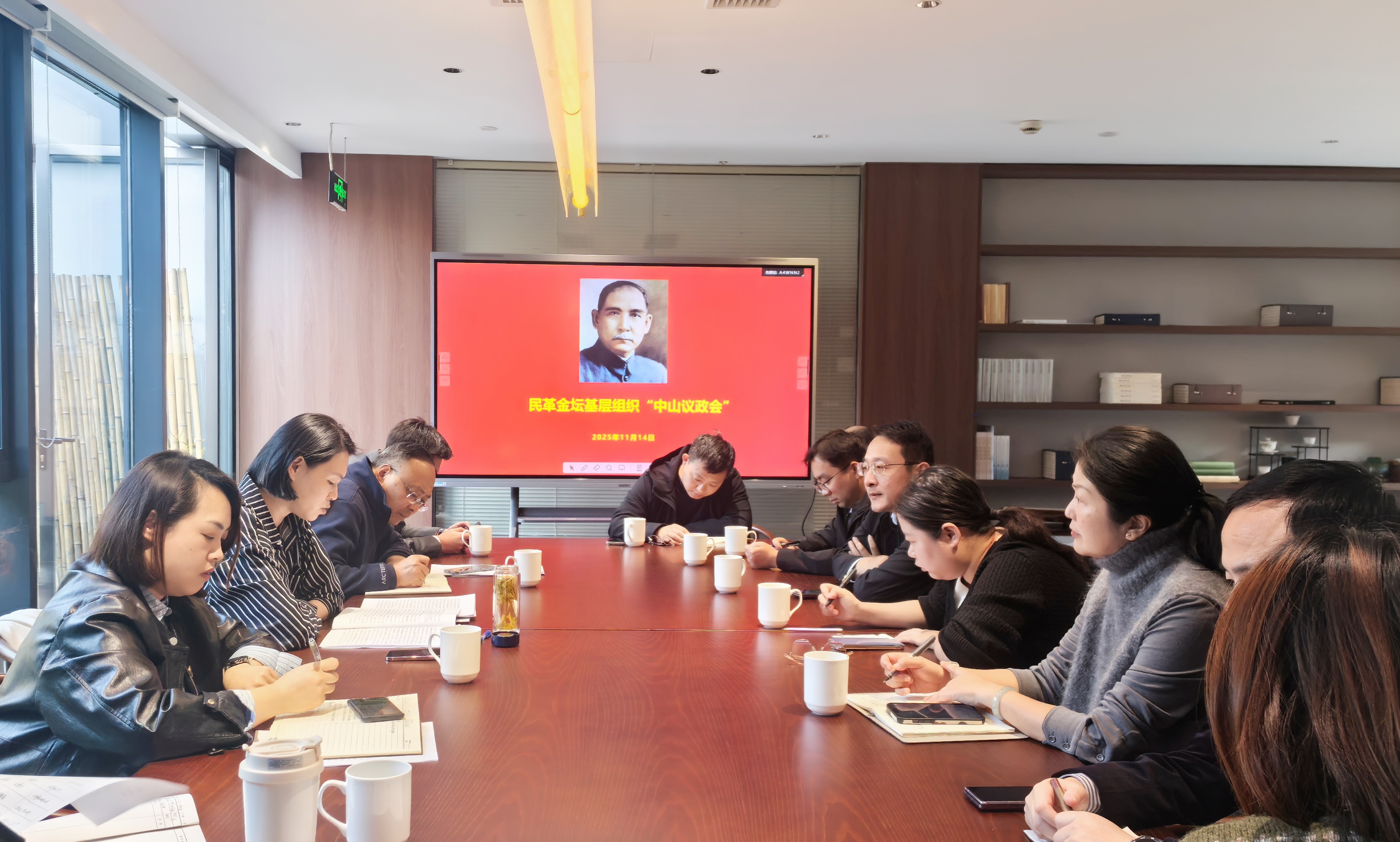 282c1b9725c4af1641e8179d673e1919.jpg 282c1b9725c4af1641e8179d673e1919.jpg