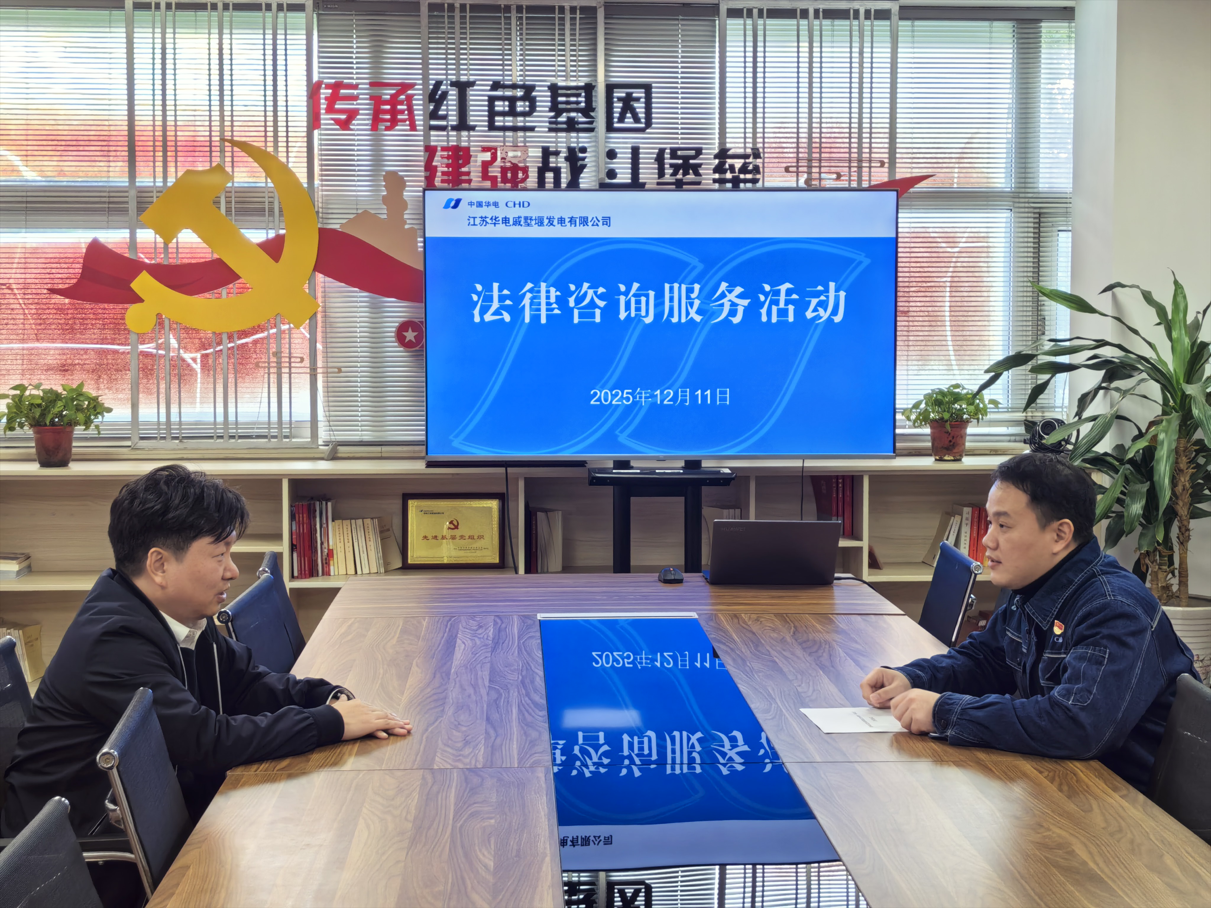 32a33f5d88c14a5b0ceb313f1eb54765.jpg 32a33f5d88c14a5b0ceb313f1eb54765.jpg