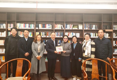 f09a915a2aba8465ee94282a7d976003.jpg f09a915a2aba8465ee94282a7d976003.jpg