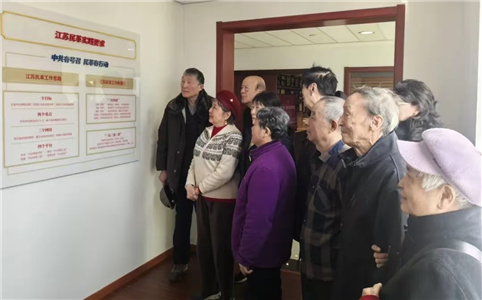 84e5468bd94f84b12686f00415c374cd.jpg 84e5468bd94f84b12686f00415c374cd.jpg