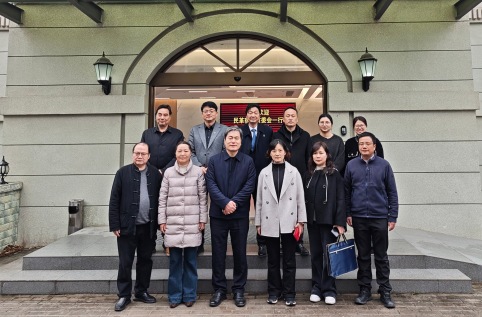 f14aff19aed59145f77e64691b9f7e3e.jpg f14aff19aed59145f77e64691b9f7e3e.jpg