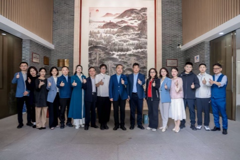 b936e4af3ec5dd1d84bd32bb7f692656.jpg b936e4af3ec5dd1d84bd32bb7f692656.jpg