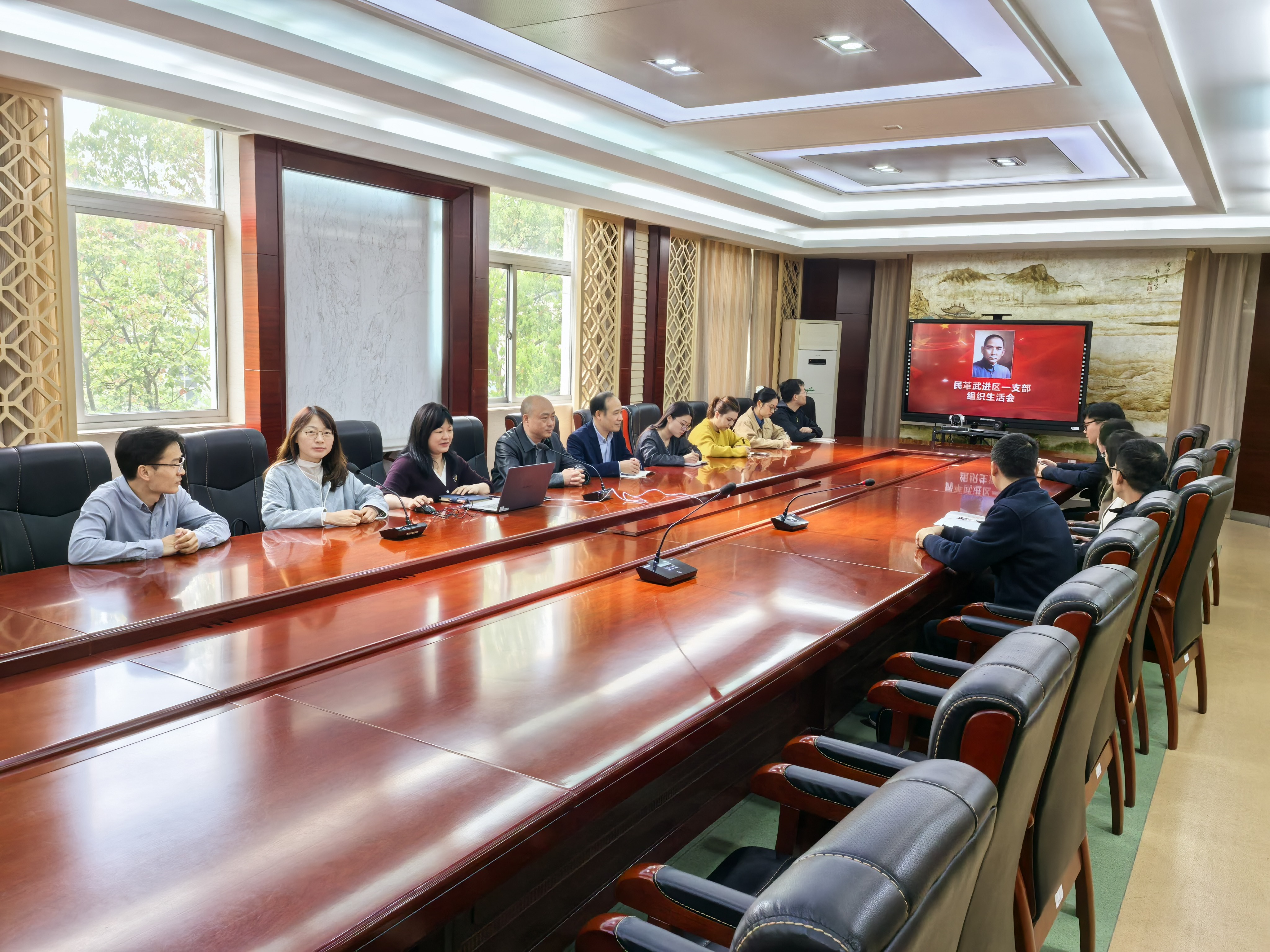 077b423d47e7f9c58ee2e61903a9403a.jpg 077b423d47e7f9c58ee2e61903a9403a.jpg