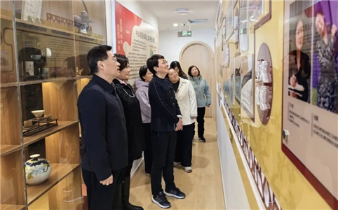 5cacedaa9905c084d29d5787f32a933e.jpg 5cacedaa9905c084d29d5787f32a933e.jpg