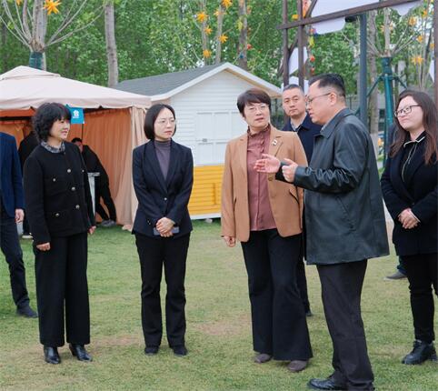 71d082ddf89d4e0d3c231d0c129cea3f.jpg 71d082ddf89d4e0d3c231d0c129cea3f.jpg